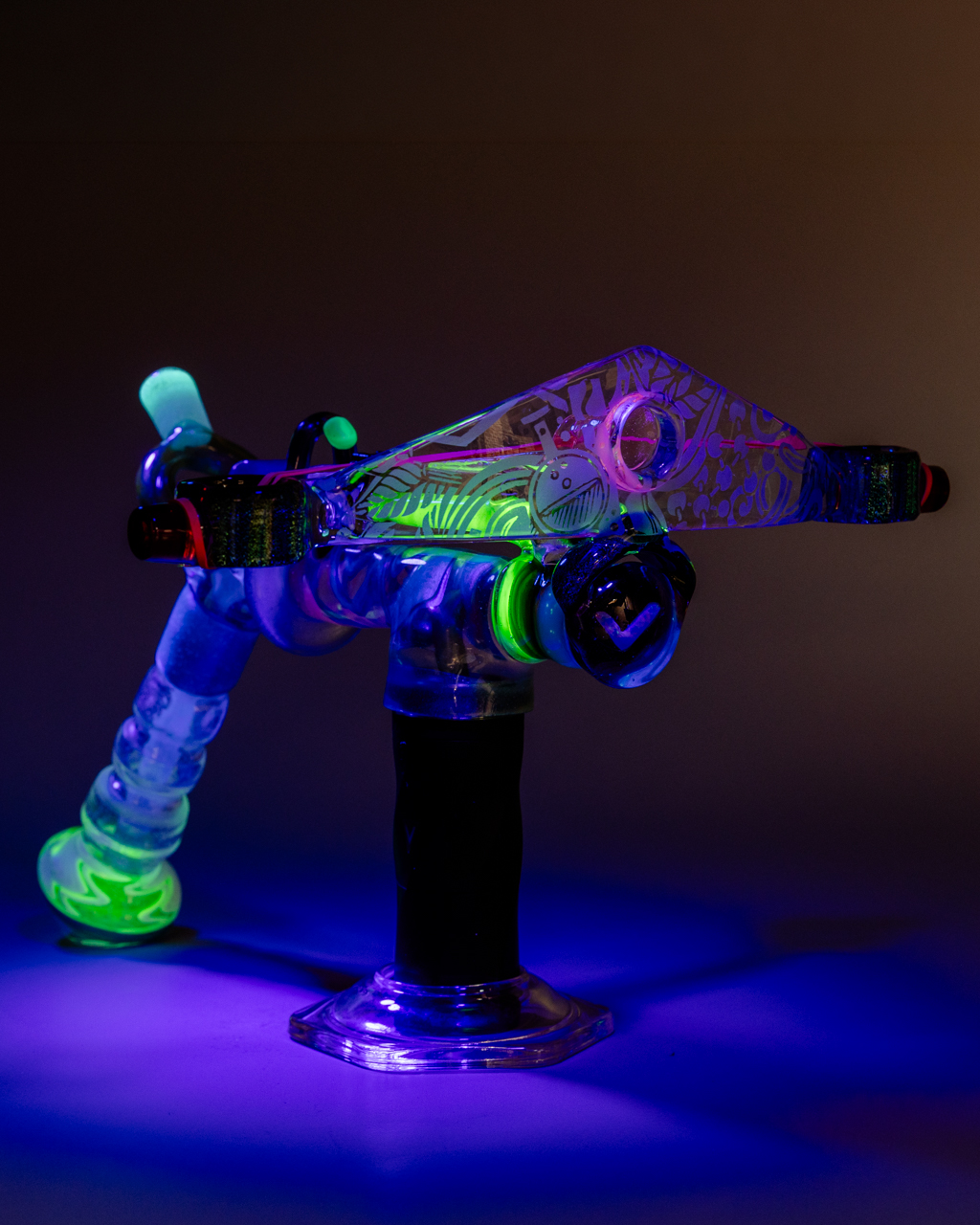 Glass piece by SNO Glass — image 2 of 2