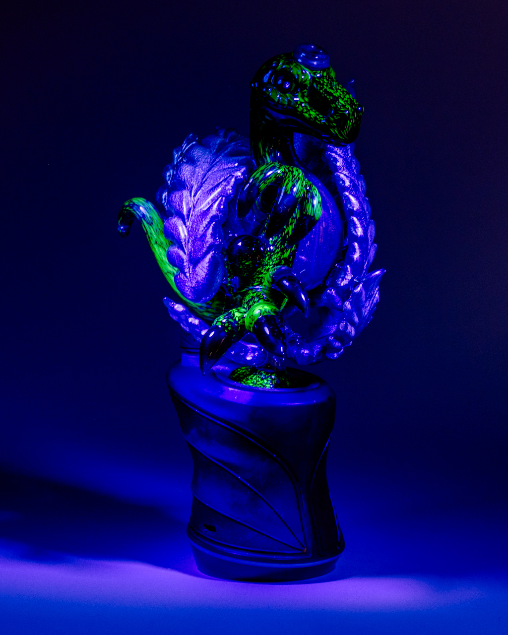 Glass piece by Amorphous Symphony — image 2 of 2